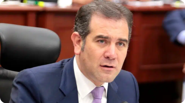 Así despidieron a Lorenzo Córdova tras su salida como consejero del INE