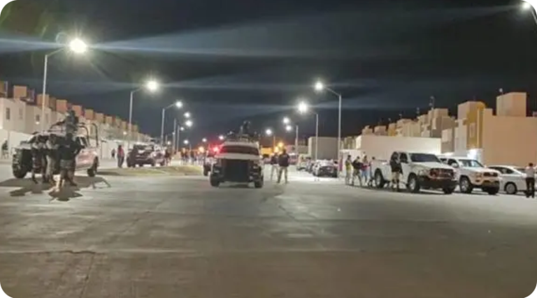 Comando irrumpe en partido de futbol y asesina a 5 y hiere a 3 personas