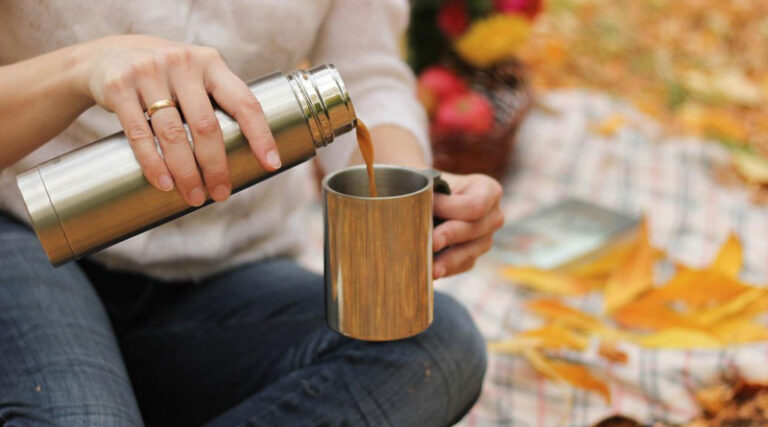 Cafetería regalará tazas y vasos por tiempo limitado