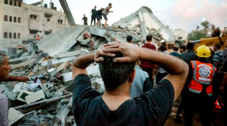 Israel lanza ataque a escuela de la Franja de Gaza