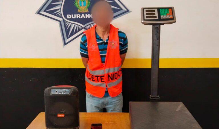 Se agandalló 4 mil pesos en cosas de un negocio, lo atrapó la Preventiva