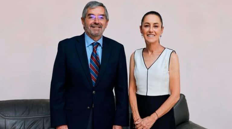 Juan Ramón de la Fuente va como secretario de Relaciones Exteriores