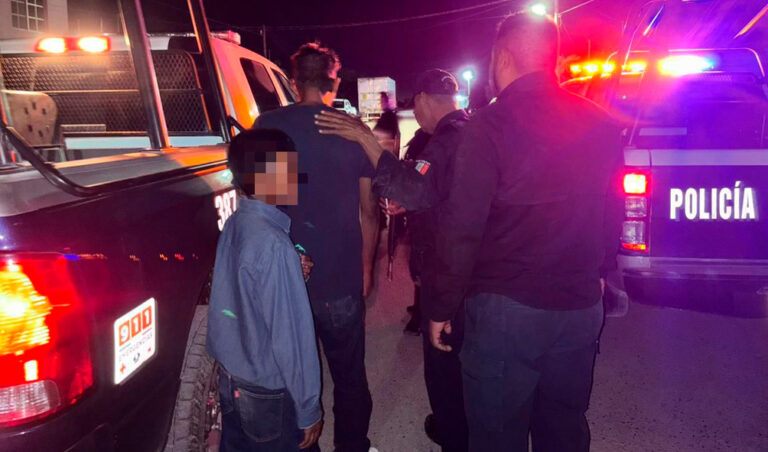 Evitan Policías Estatales que varón se autolesione, sucedió en Mapimí