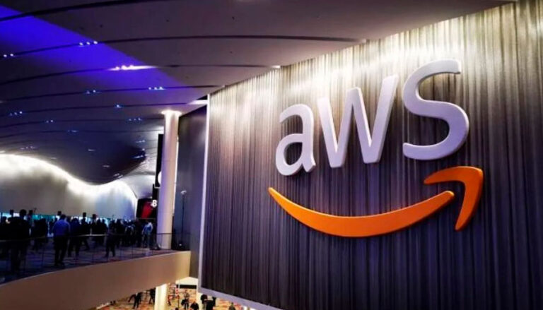 Amazon anuncia la inversión de 5 mil mdd en México para crear región digital